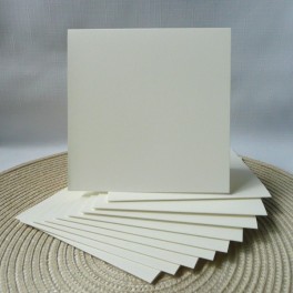 Bazy kwadratowe, 13,5 cm, kremowe, 50 szt. Bazy kwadratowe, 13,5 cm, kremowe, 50 szt.