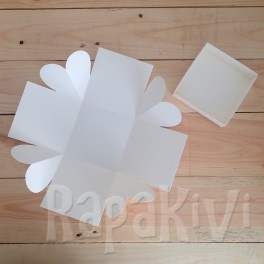 Exploding box z sercami krem Exploding box z sercami krem