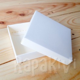 Pudełko mini 8 x 8 x 2 cm, 300 g, kremowe Pudełko mini 8 x 8 x 2 cm, 300 g, kremowe