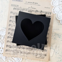 Pudełko z sercem kwadratowe 14,5 cm czarne